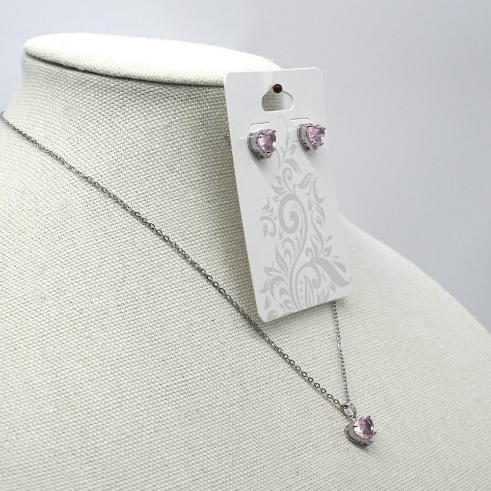 Necklace set with earrings and baby pink crystals. - Picture 2 of 4